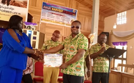 Tepa A/R - 120 Head teachers of Basic Schools awarded for selfless contribution to positive learning outcomes