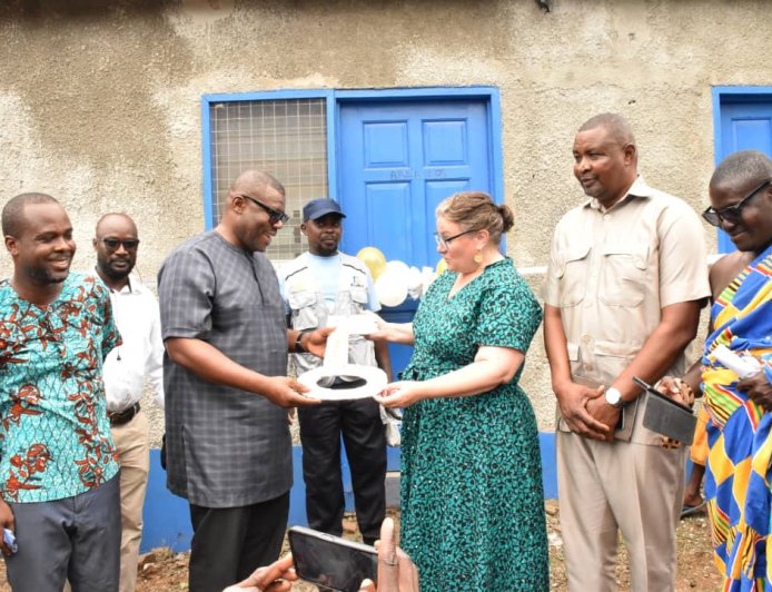 Australian High Commission to Ghana rehabilitates shelters for refugees in Ghana