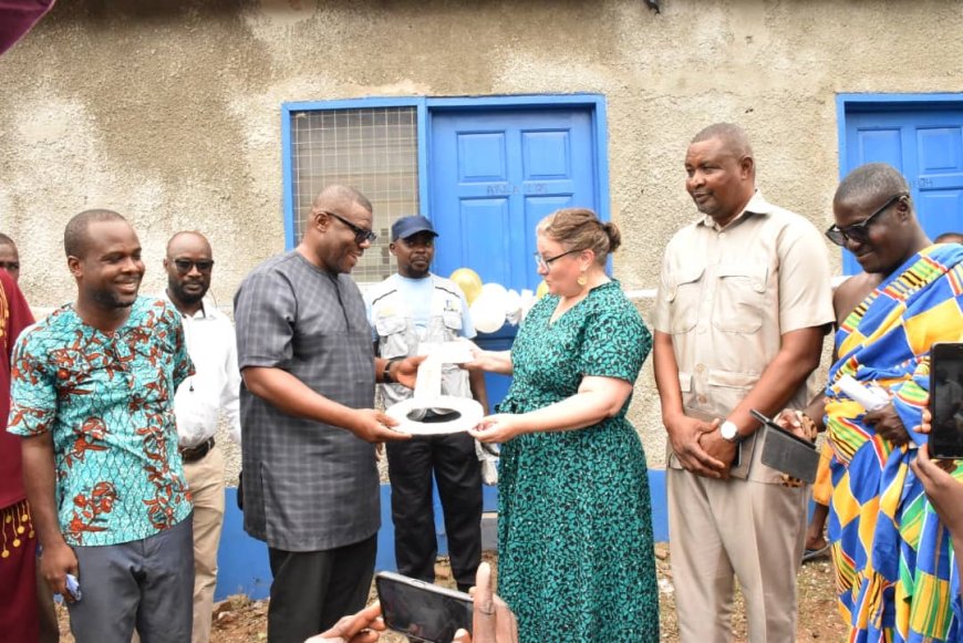 Australian High Commission to Ghana rehabilitates shelters for refugees in Ghana
